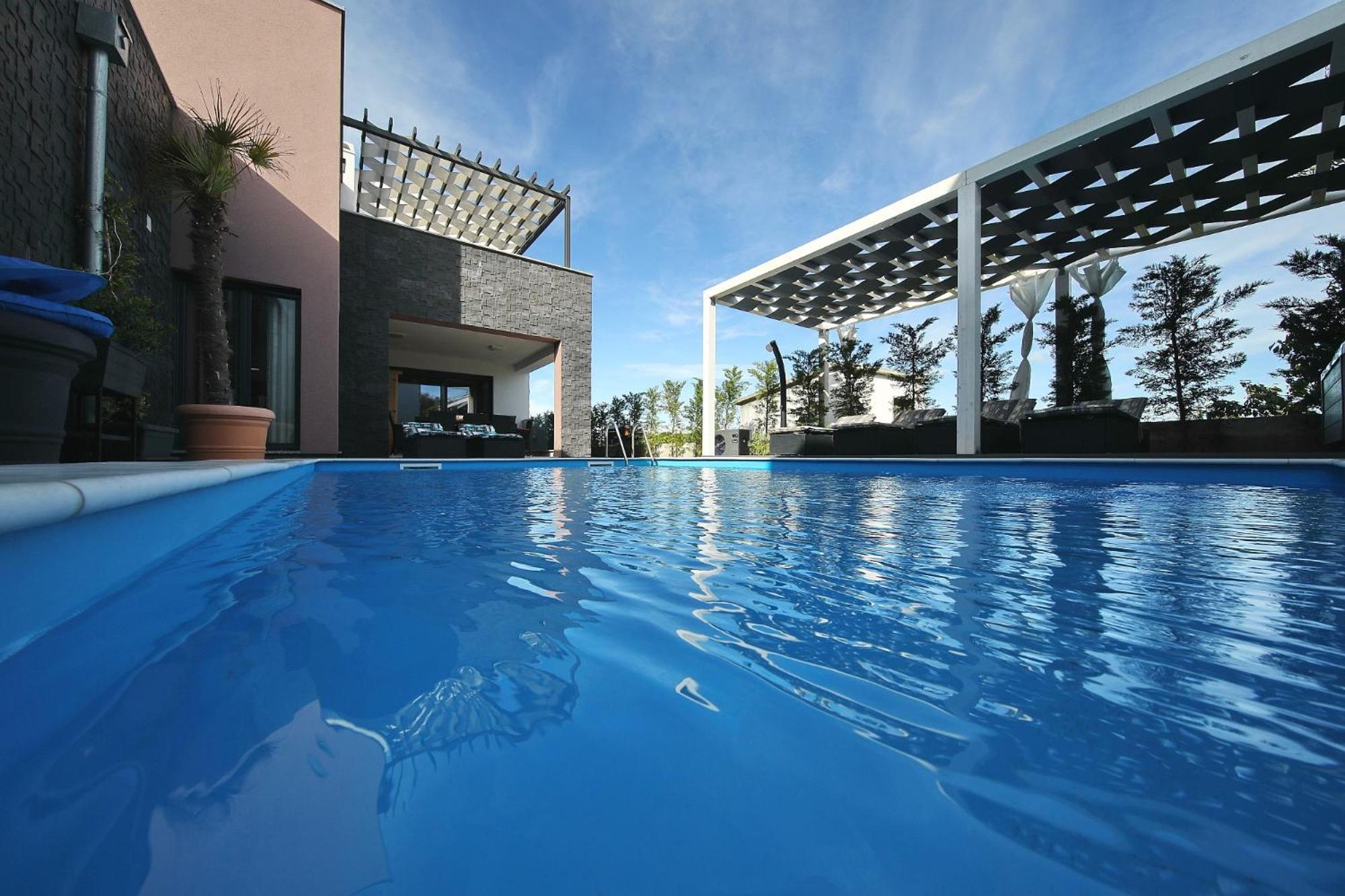 A & N Villa *